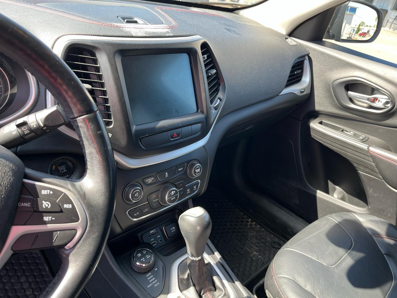 2014 Jeep Cherokee Trailhawk - Photo 10