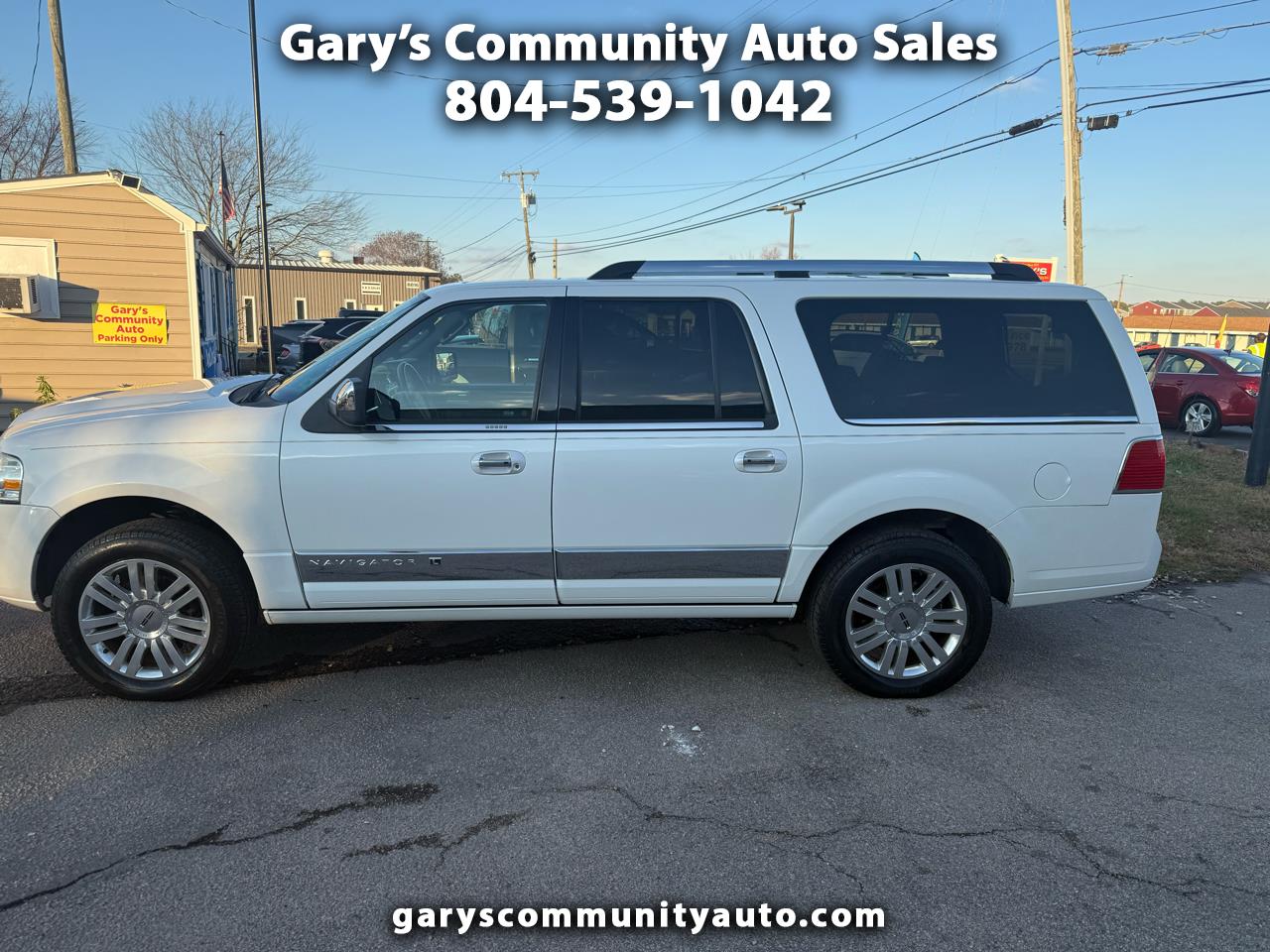 2013 Lincoln Navigator L 2WD 4dr