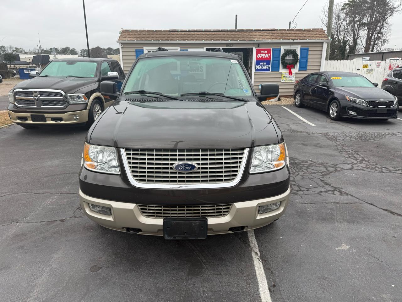 Ford Expedition 4dr Eddie Bauer 4WD 2006