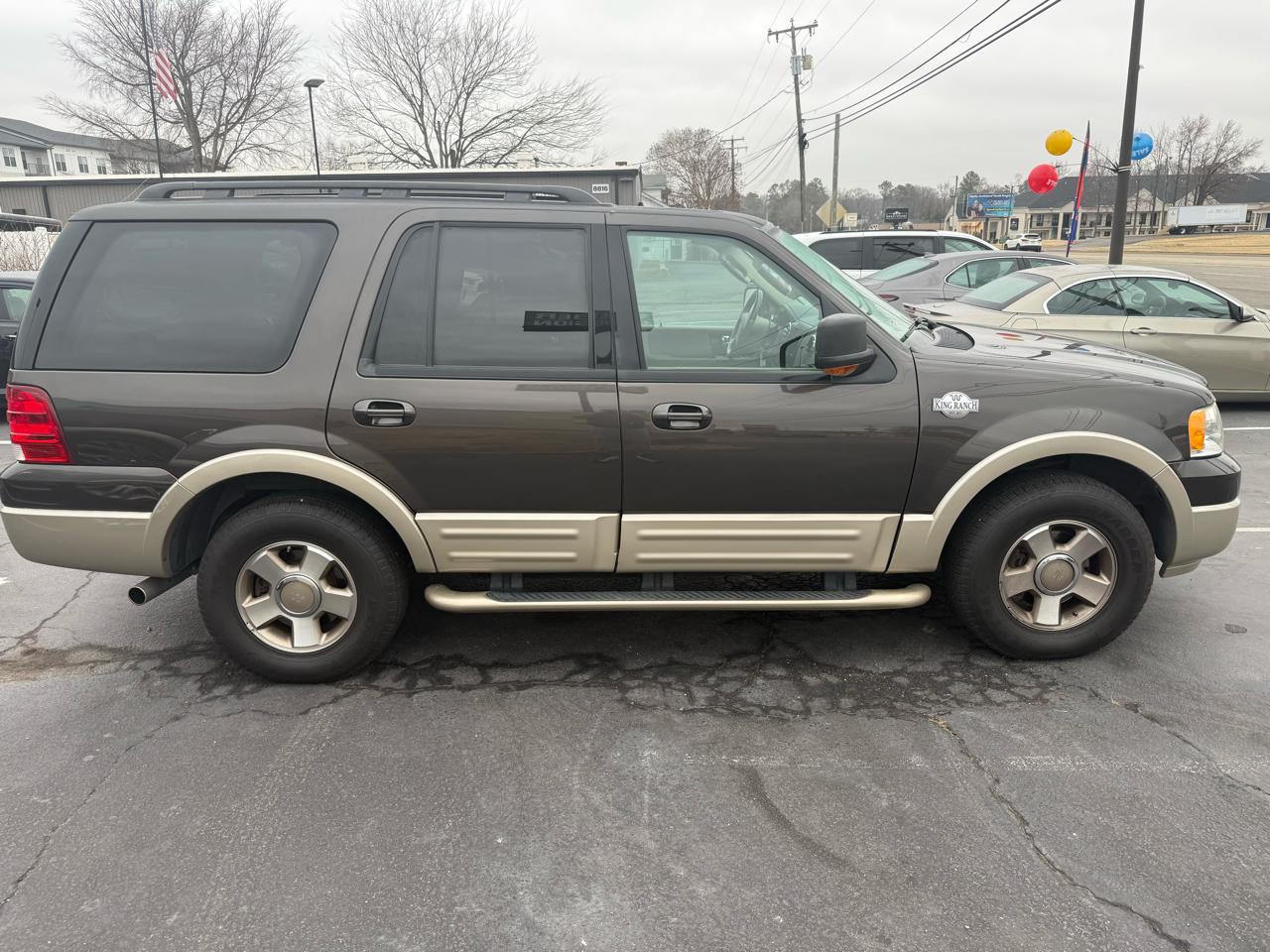 Ford Expedition 4dr Eddie Bauer 4WD 2006