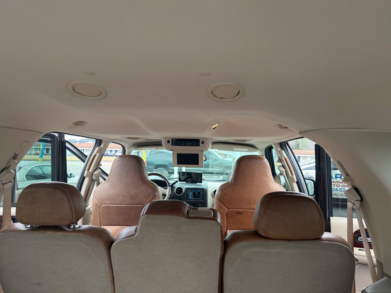 Ford Expedition 4dr Eddie Bauer 4WD 2006