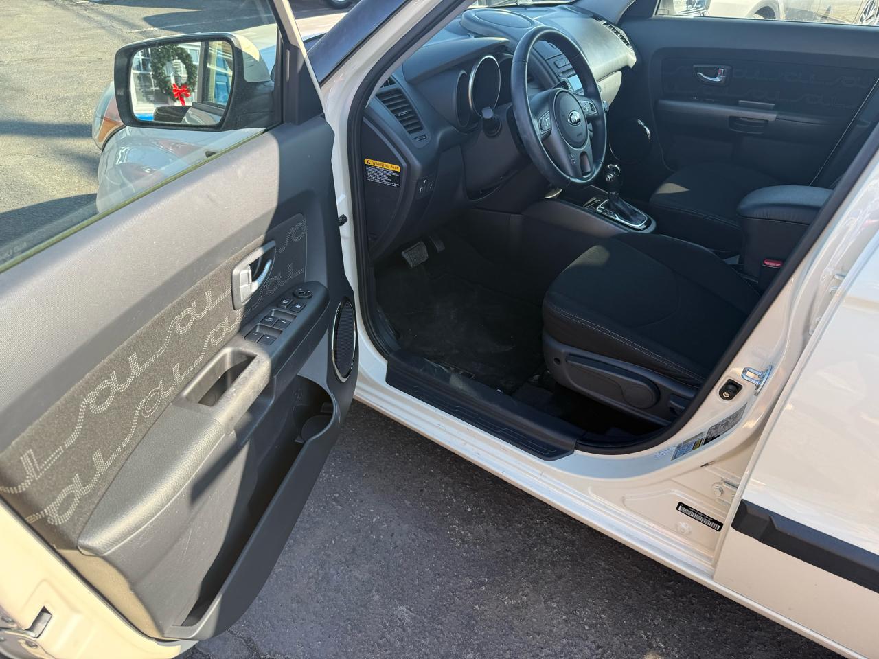 Kia Soul 5dr Wgn Auto + 2013