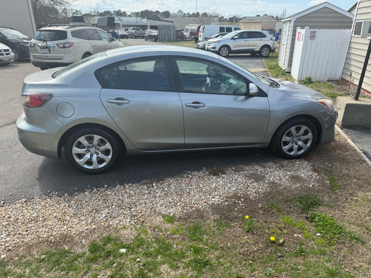 Mazda MAZDA3 4dr Sdn Auto i Sport 2012