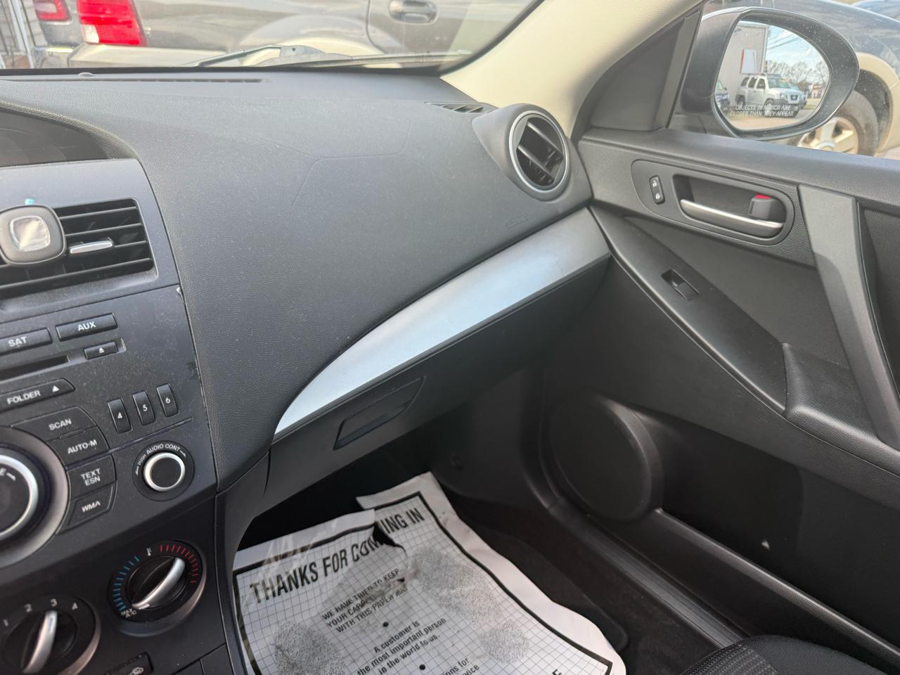 Mazda MAZDA3 4dr Sdn Auto i Sport 2012