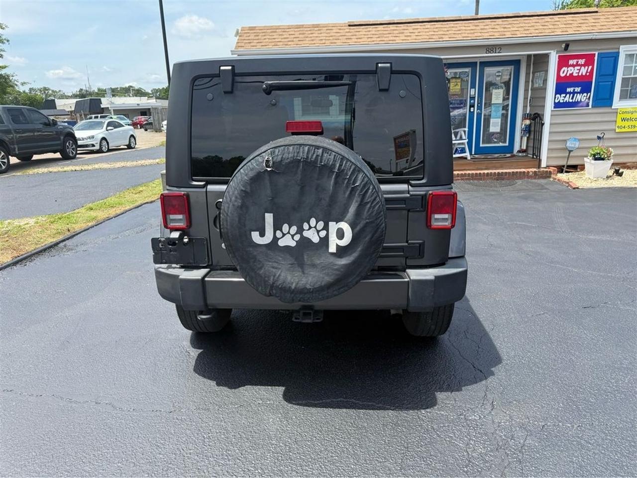 Jeep Wrangler Unlimited 4WD 4dr Sahara 2016