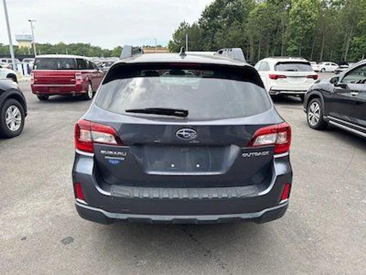Subaru Outback 4dr Wgn 2.5i Limited 2016