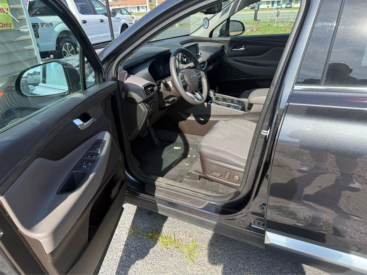 Hyundai Santa Fe SEL 2.4L Auto AWD 2020