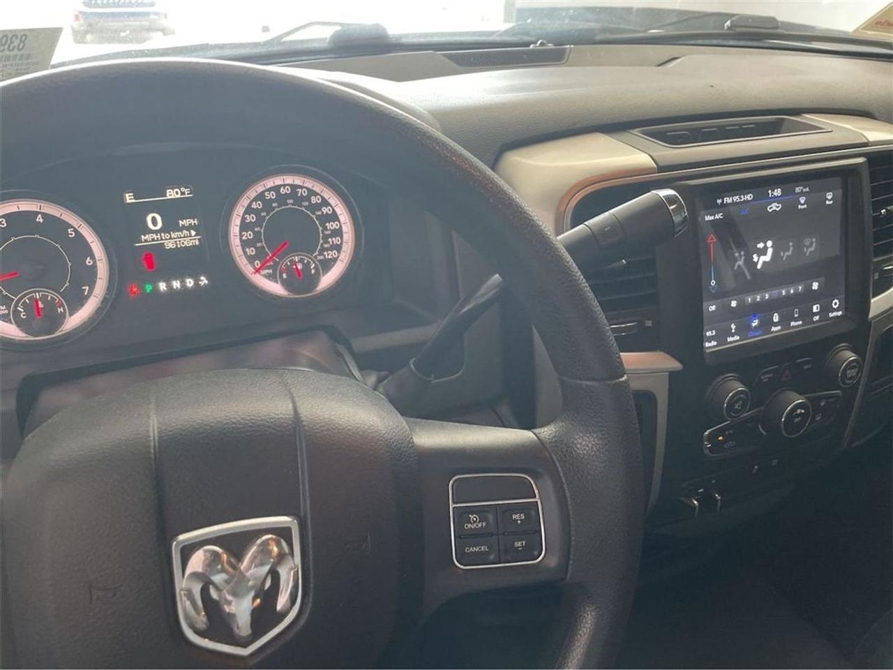RAM 3500 SLT 4x2 Reg Cab 8' Box 2018