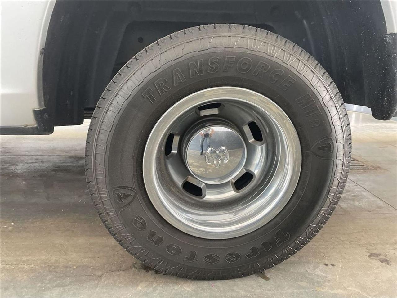 RAM 3500 SLT 4x2 Reg Cab 8' Box 2018