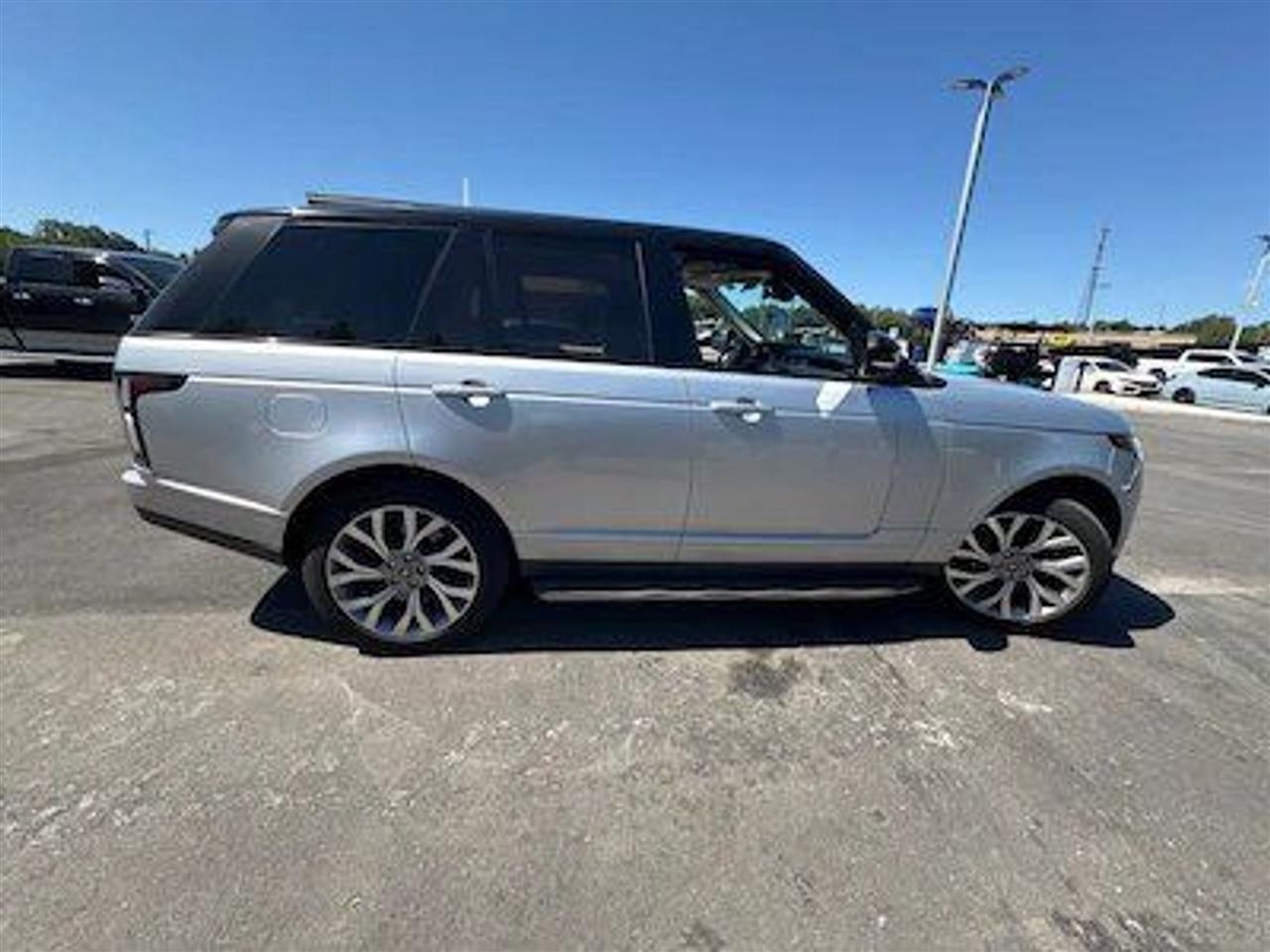 Land Rover Range Rover V8 Supercharged SWB 2018