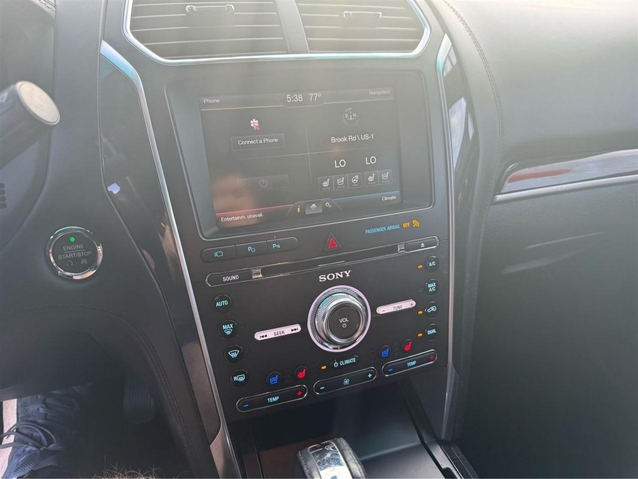 Ford Explorer 4WD 4dr Platinum 2016