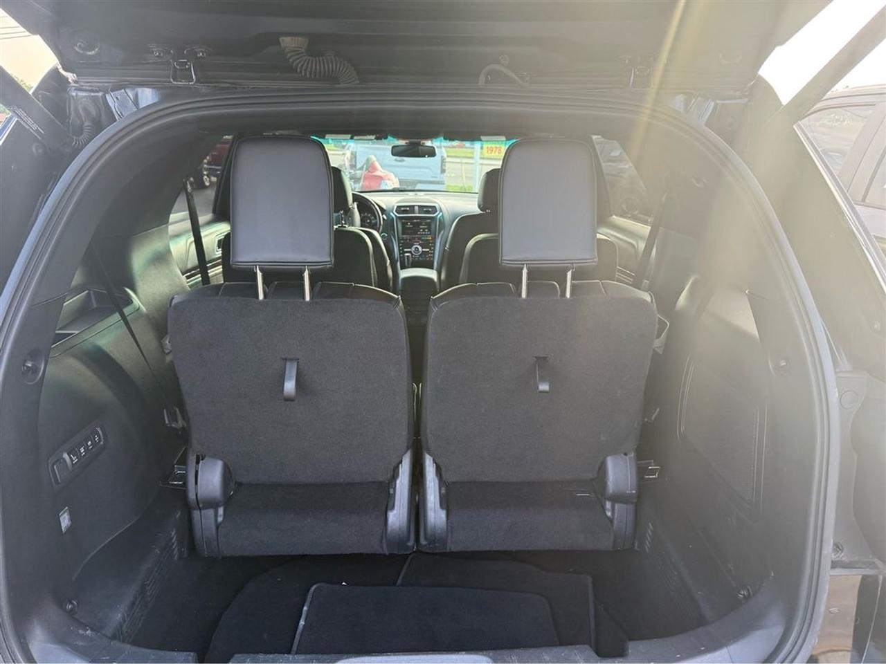 Ford Explorer 4WD 4dr Platinum 2016