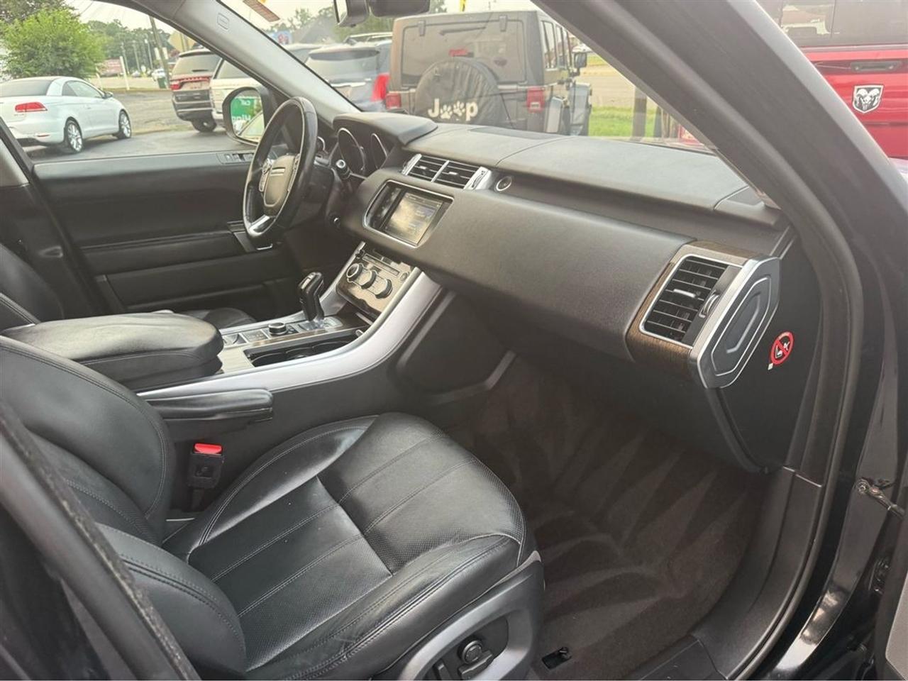 Land Rover Range Rover Sport 4WD 4dr V6 SE 2016