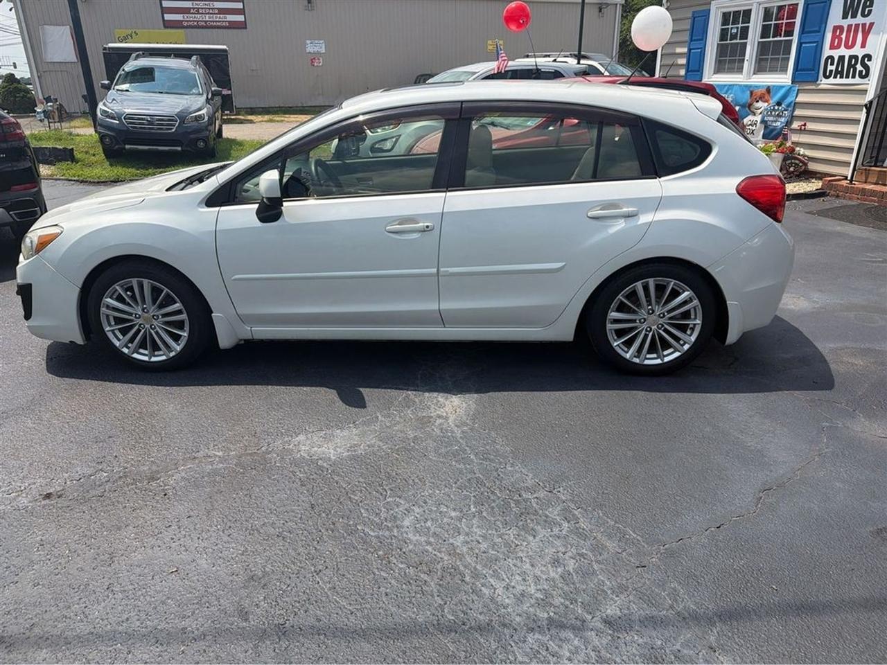 Subaru Impreza Wagon 5dr Auto 2.0i Premium 2013