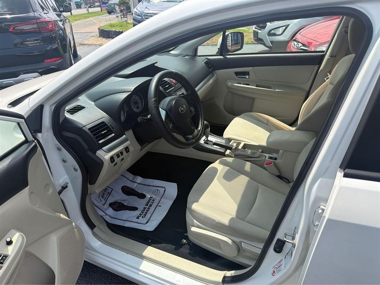 Subaru Impreza Wagon 5dr Auto 2.0i Premium 2013