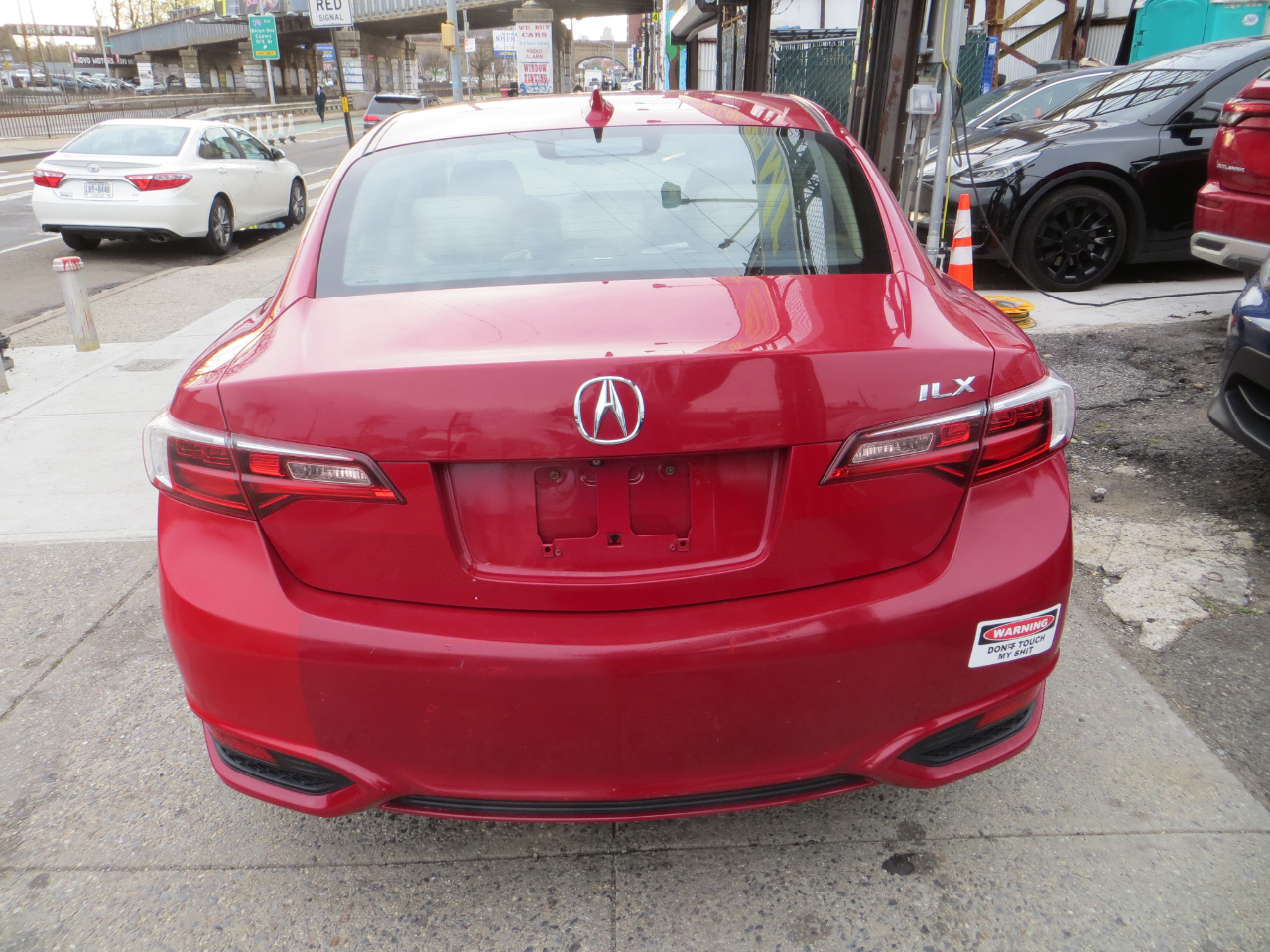 Acura ILX 8-Spd AT w/ Premium Package 2017