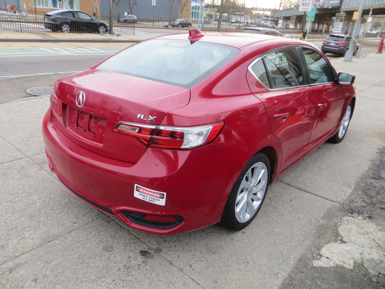 Acura ILX 8-Spd AT w/ Premium Package 2017