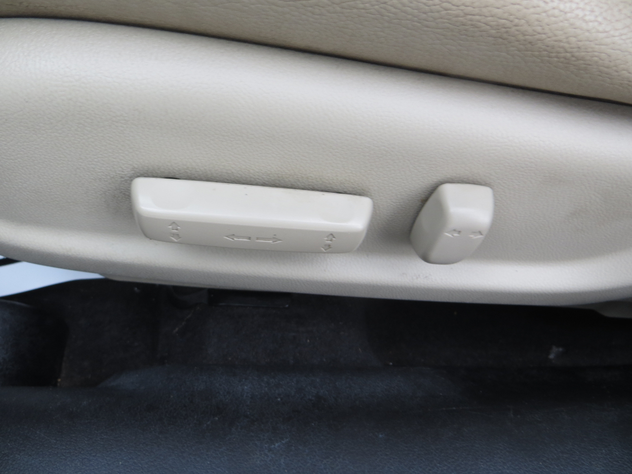 Acura ILX 8-Spd AT w/ Premium Package 2017