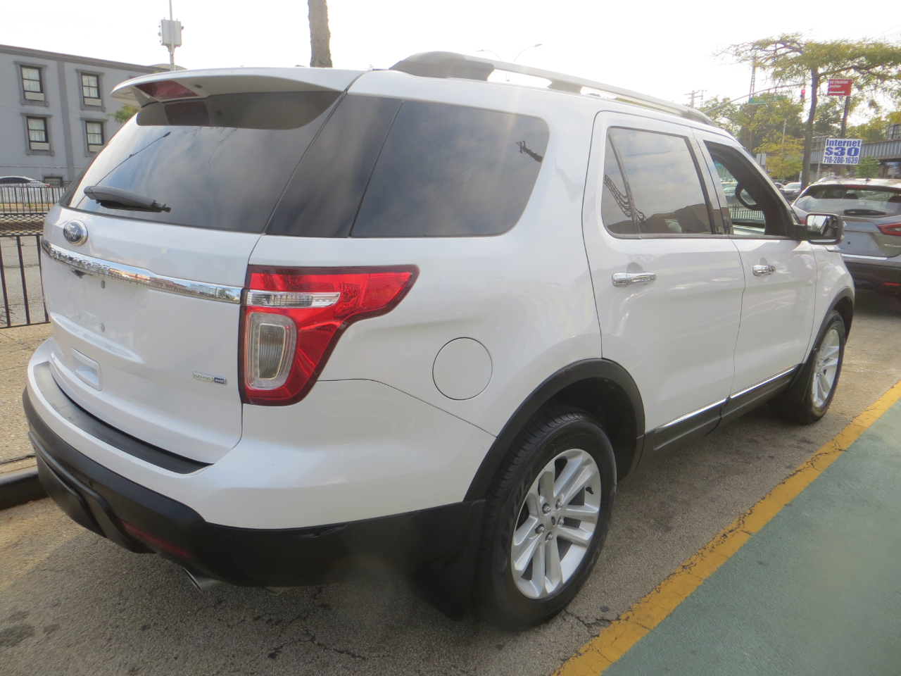 Ford Explorer XLT 4WD 2015 Ford Explorer XLT 4WD 2015