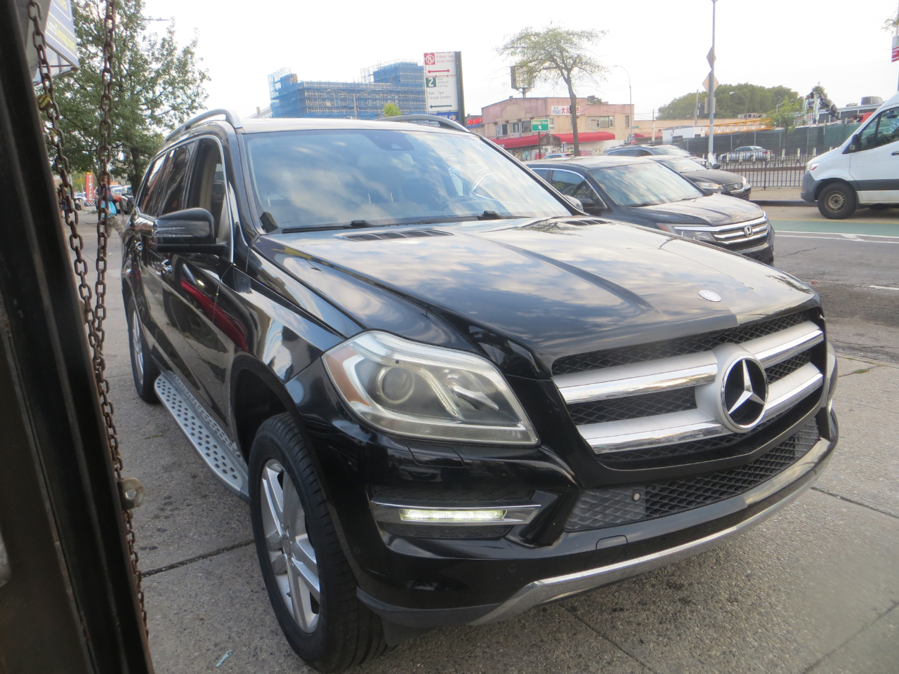 2016 Mercedes Benz GL 450 photo 2
