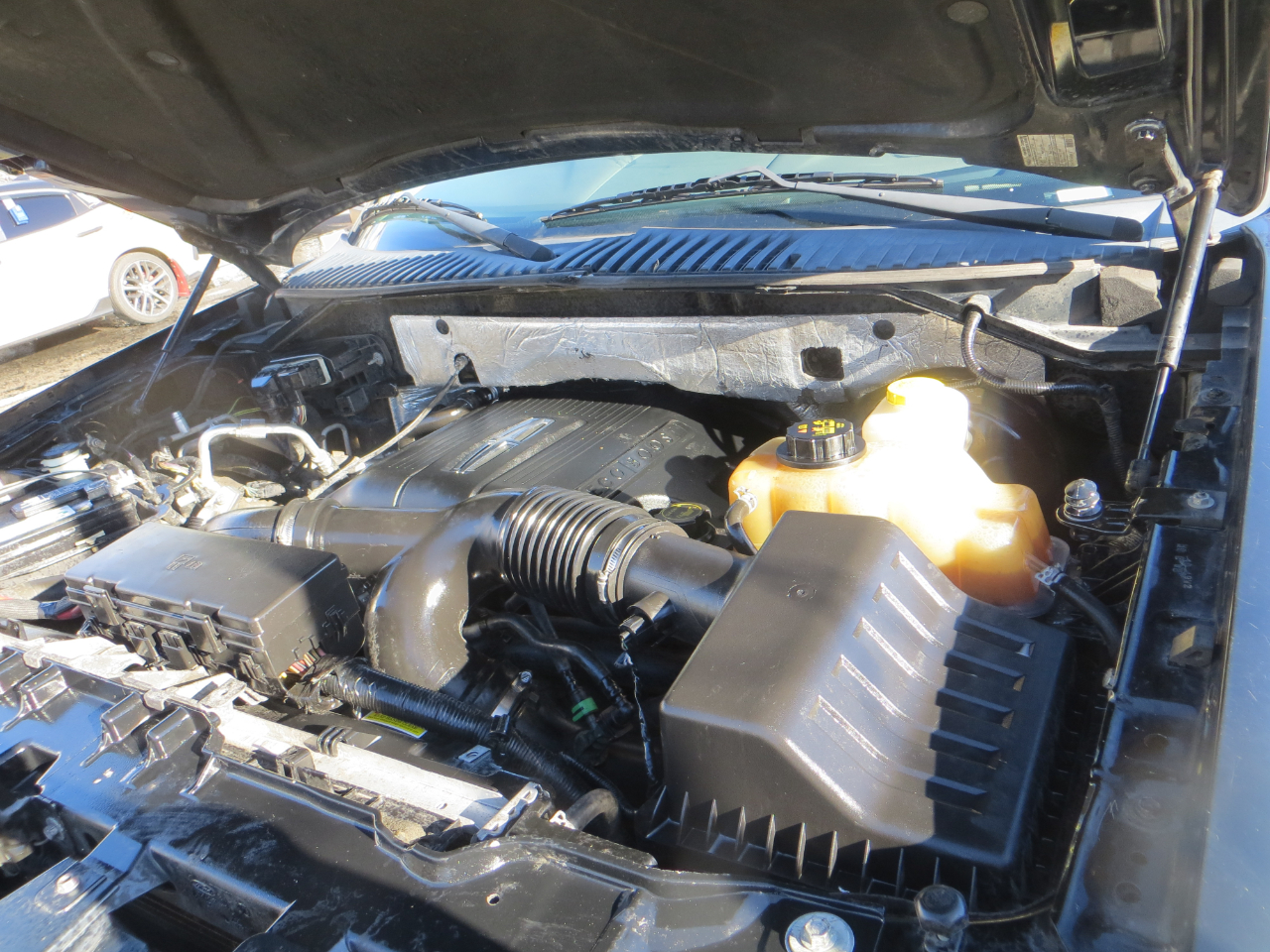 2017 Lincoln Navigator Select photo 4