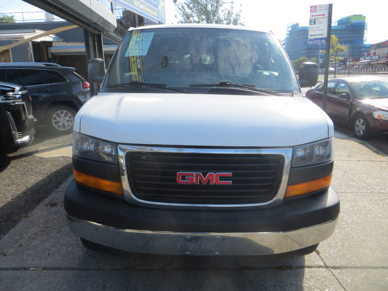 2017 Gmc Savana 2500 Cargo photo 2