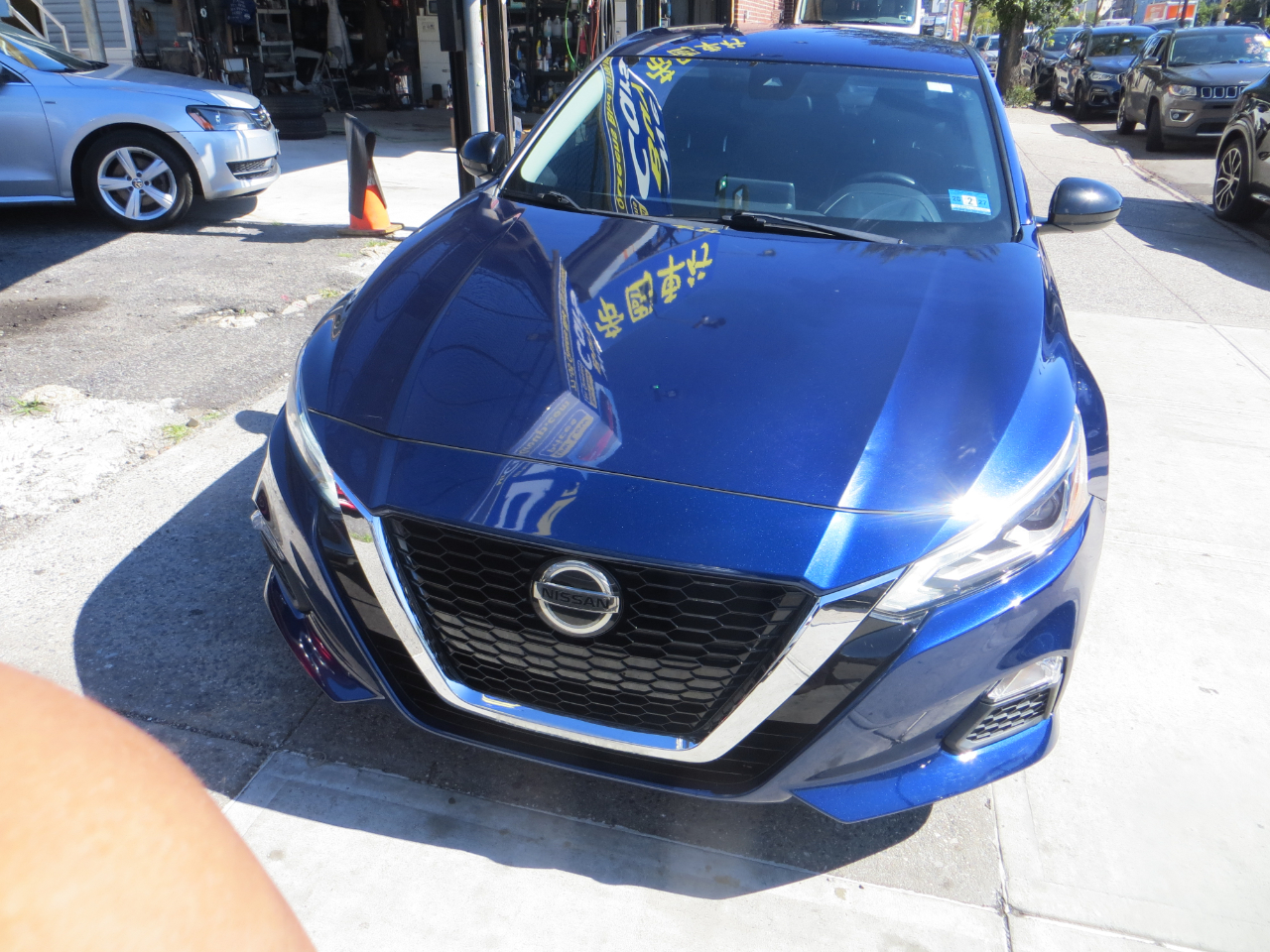 2020 Nissan Altima 2.5 SR photo 2