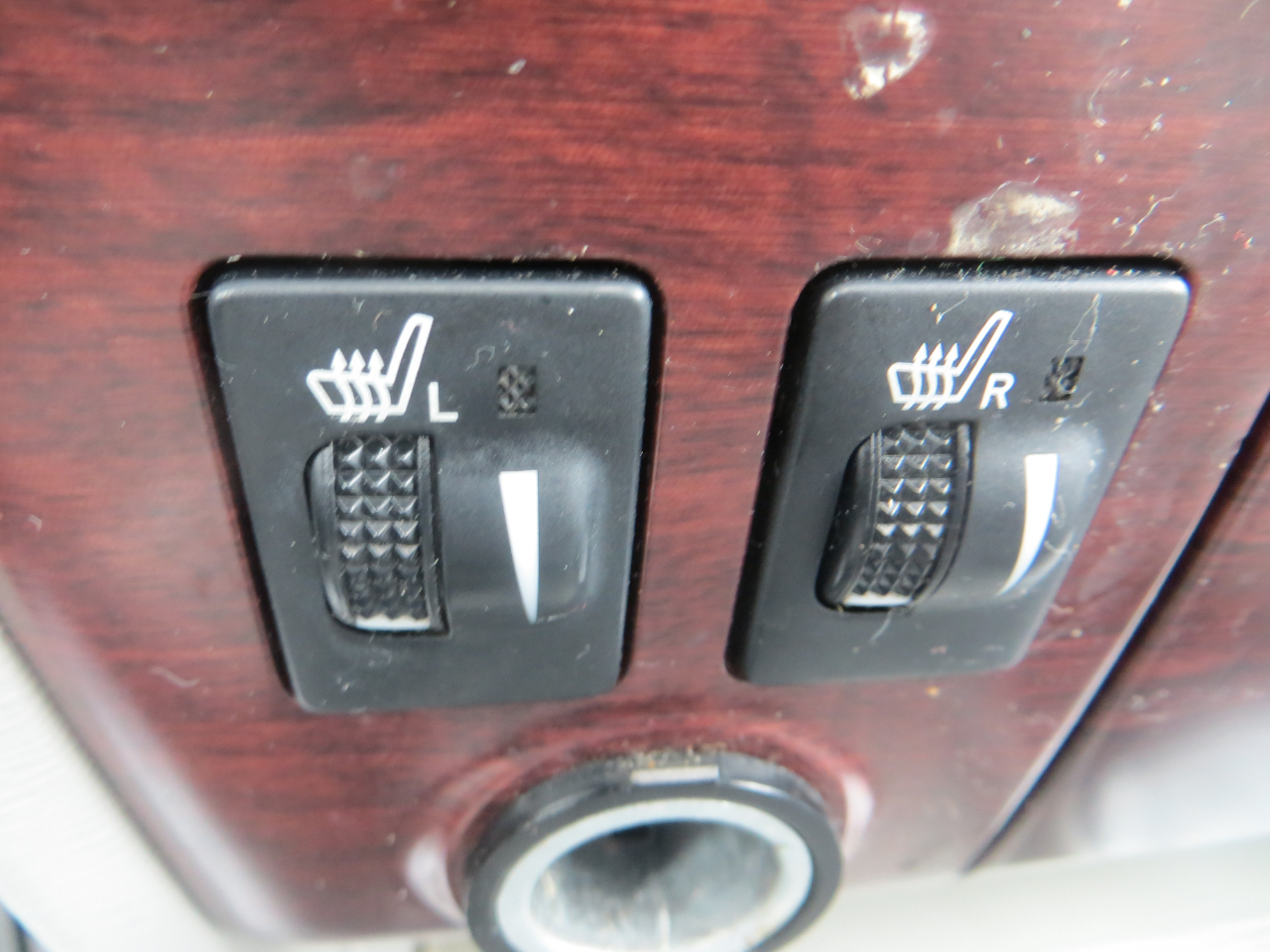 Toyota Sienna XLE FWD 8-Passenger V6 2012 Toyota Sienna XLE FWD 8-Passenger V6 2012