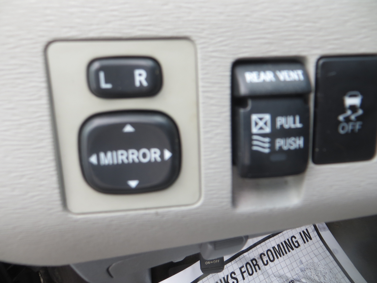 Toyota Sienna XLE FWD 8-Passenger V6 2012 Toyota Sienna XLE FWD 8-Passenger V6 2012