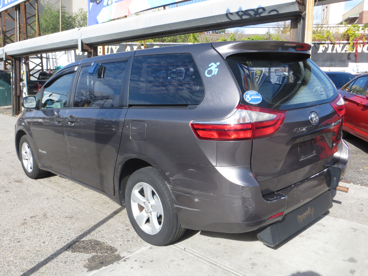 Toyota Sienna L FWD 7-Passenger V6 2015