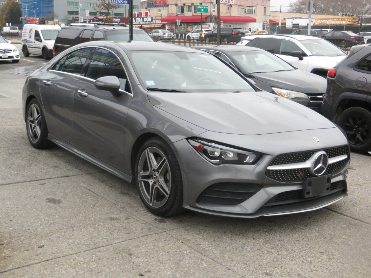 2022 Mercedes Benz CLA 250 4MATIC photo 3