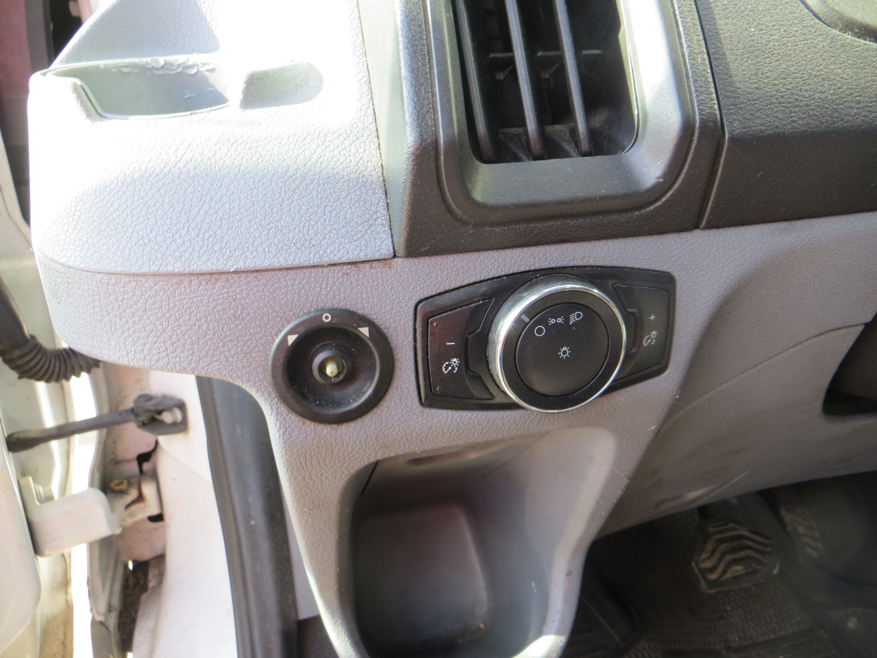 Ford Transit T-250 2015