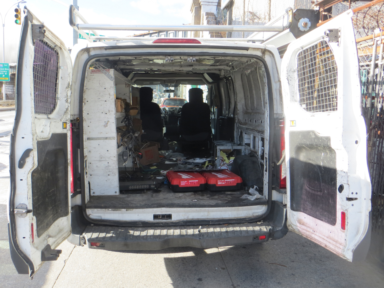 Ford Transit T-250 2015