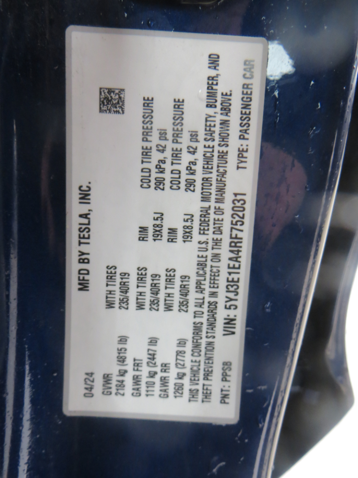 Tesla Model 3 Base 2024