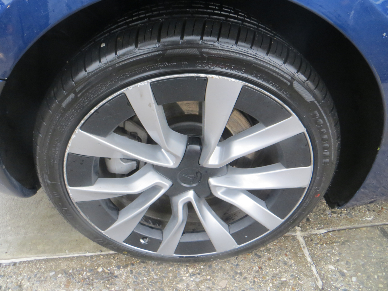 Tesla Model 3 Base 2024