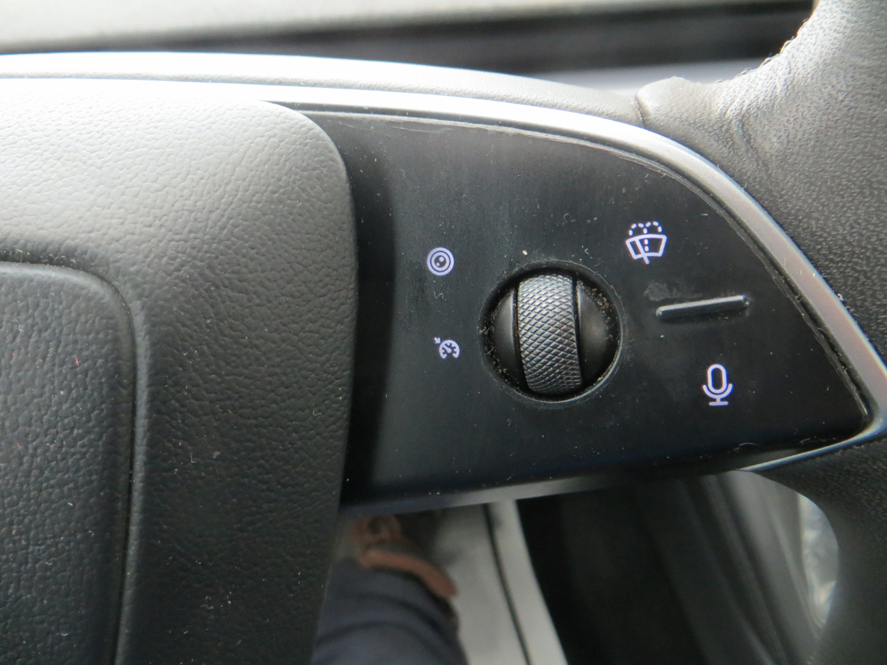 Tesla Model 3 Base 2024