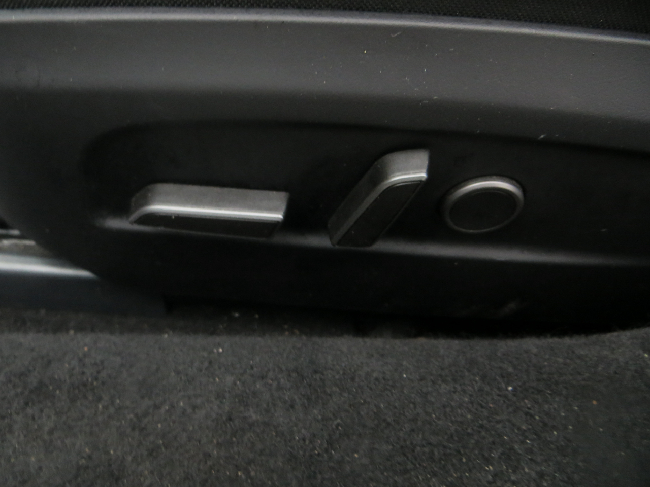 Tesla Model 3 Base 2024