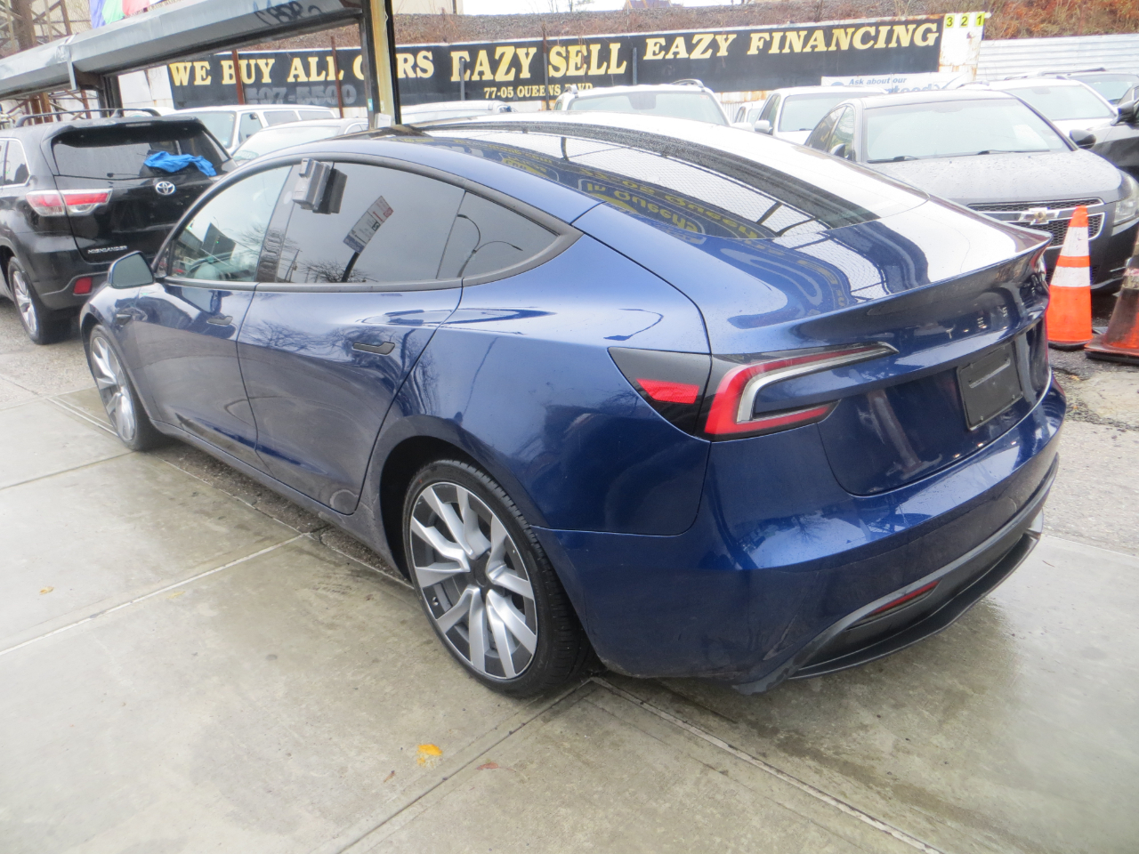 Tesla Model 3 Base 2024