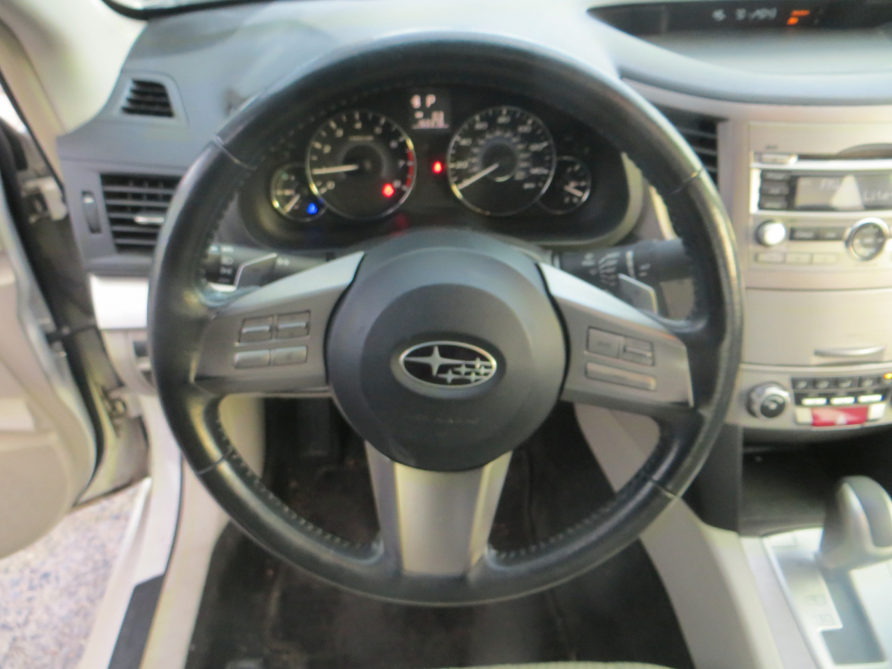 Subaru Legacy 2.5i Premium 2011