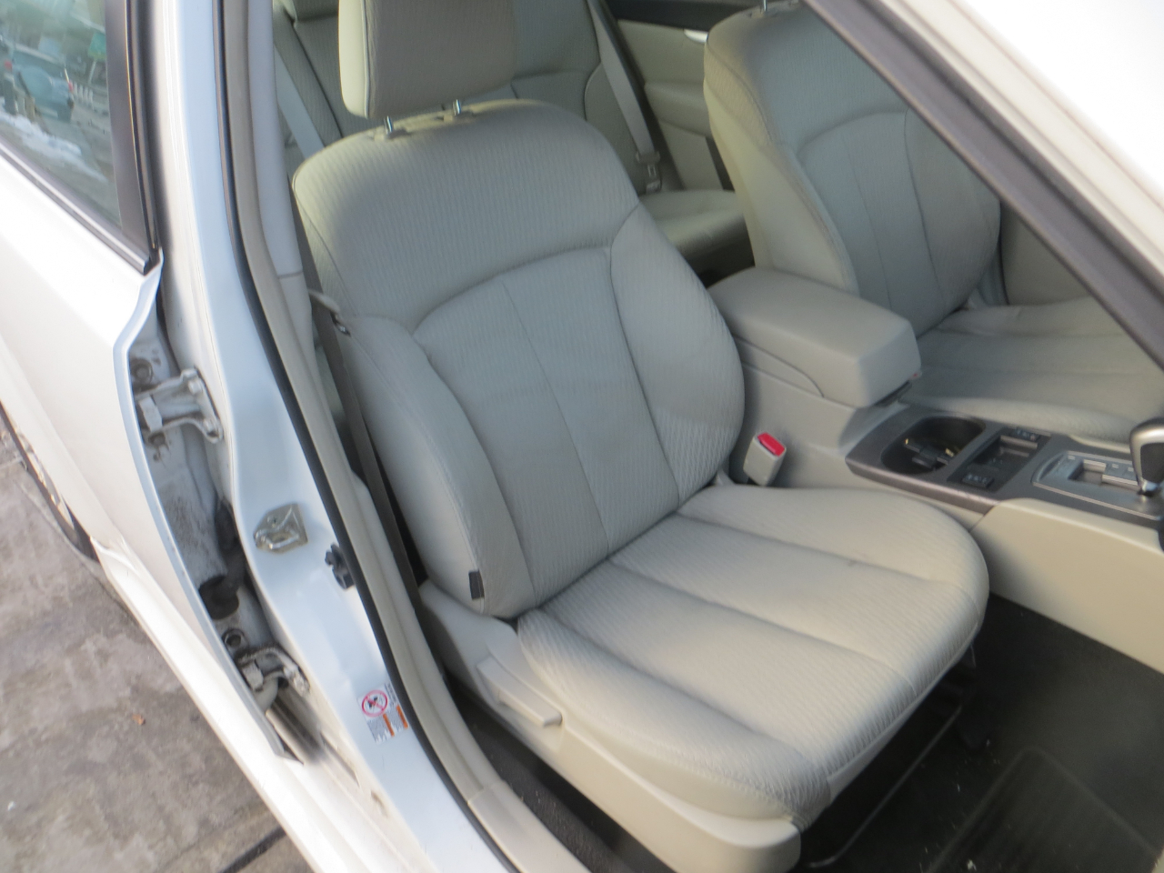 Subaru Legacy 2.5i Premium 2011