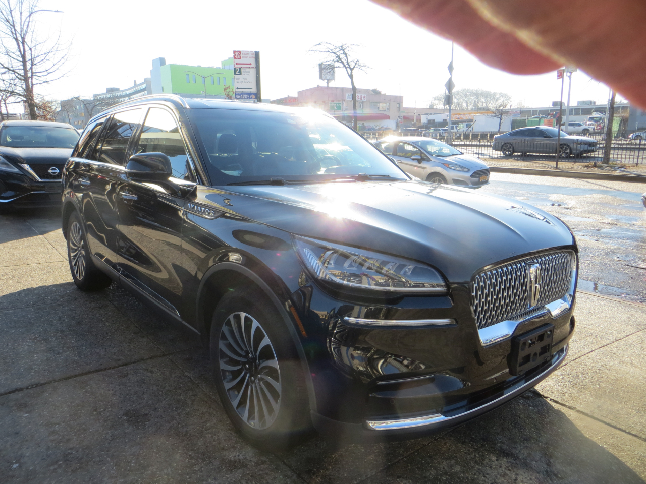 Lincoln Aviator Standard AWD 2023