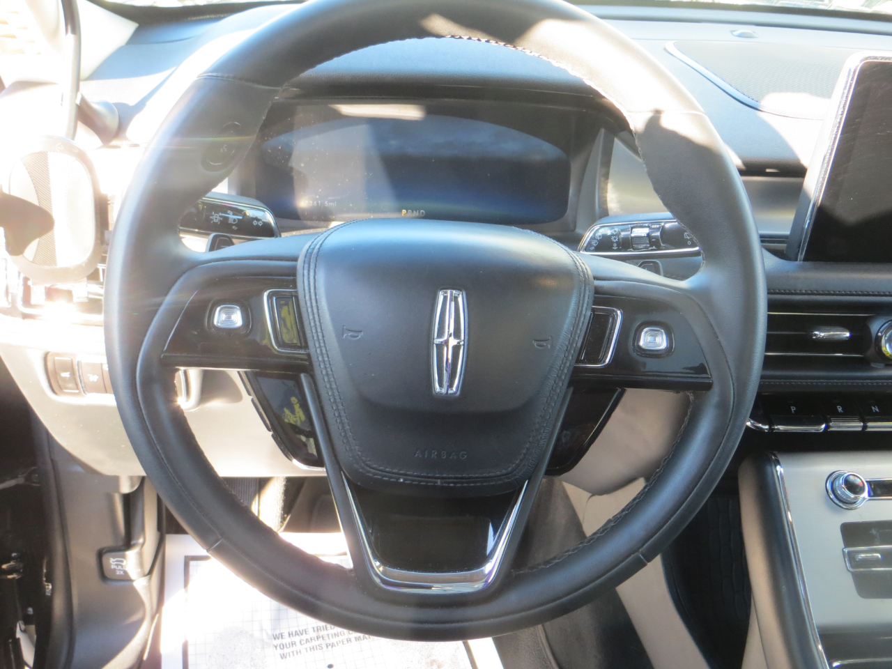 Lincoln Aviator Standard AWD 2023