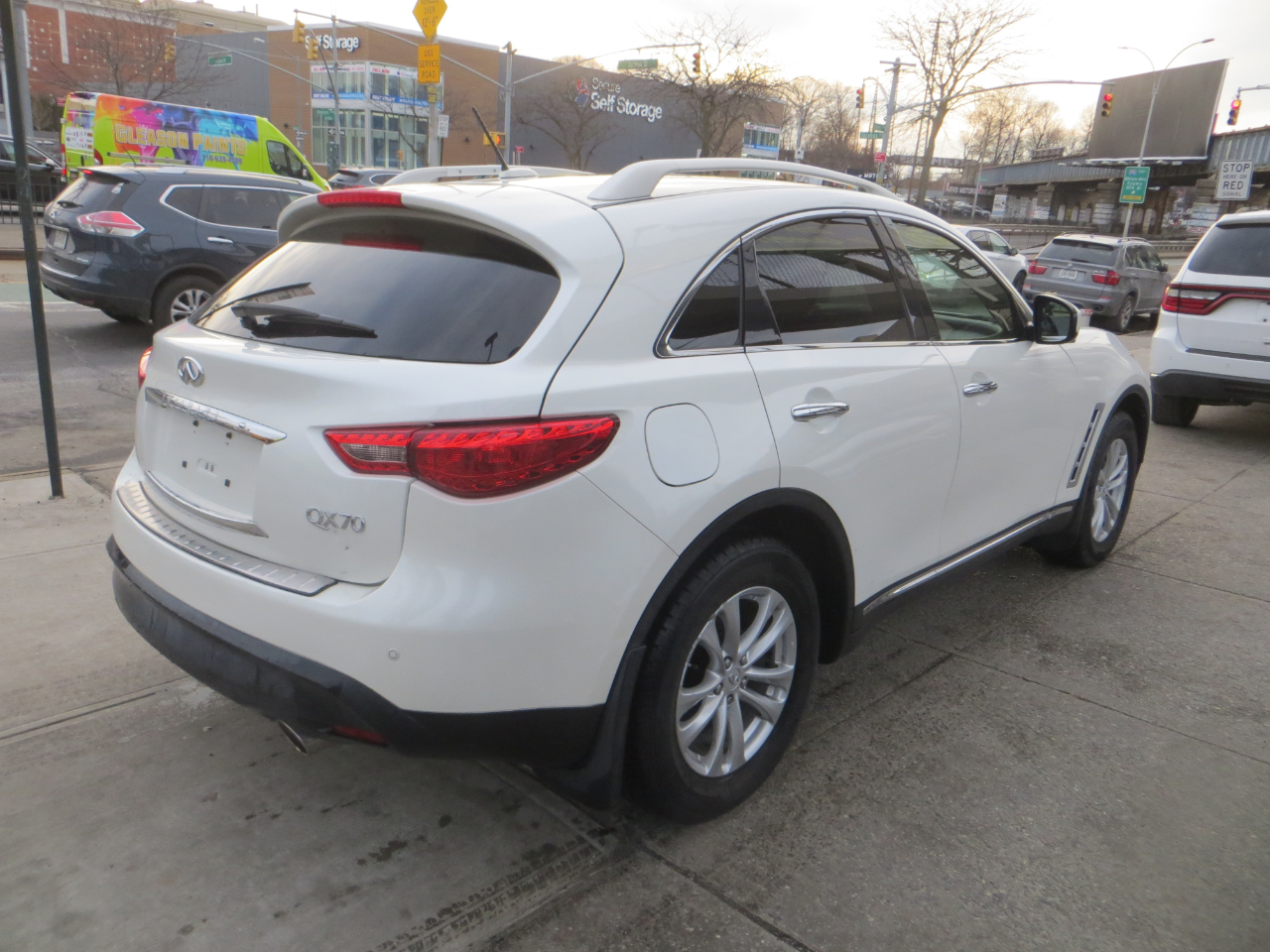 Infiniti QX70 Base AWD 2017