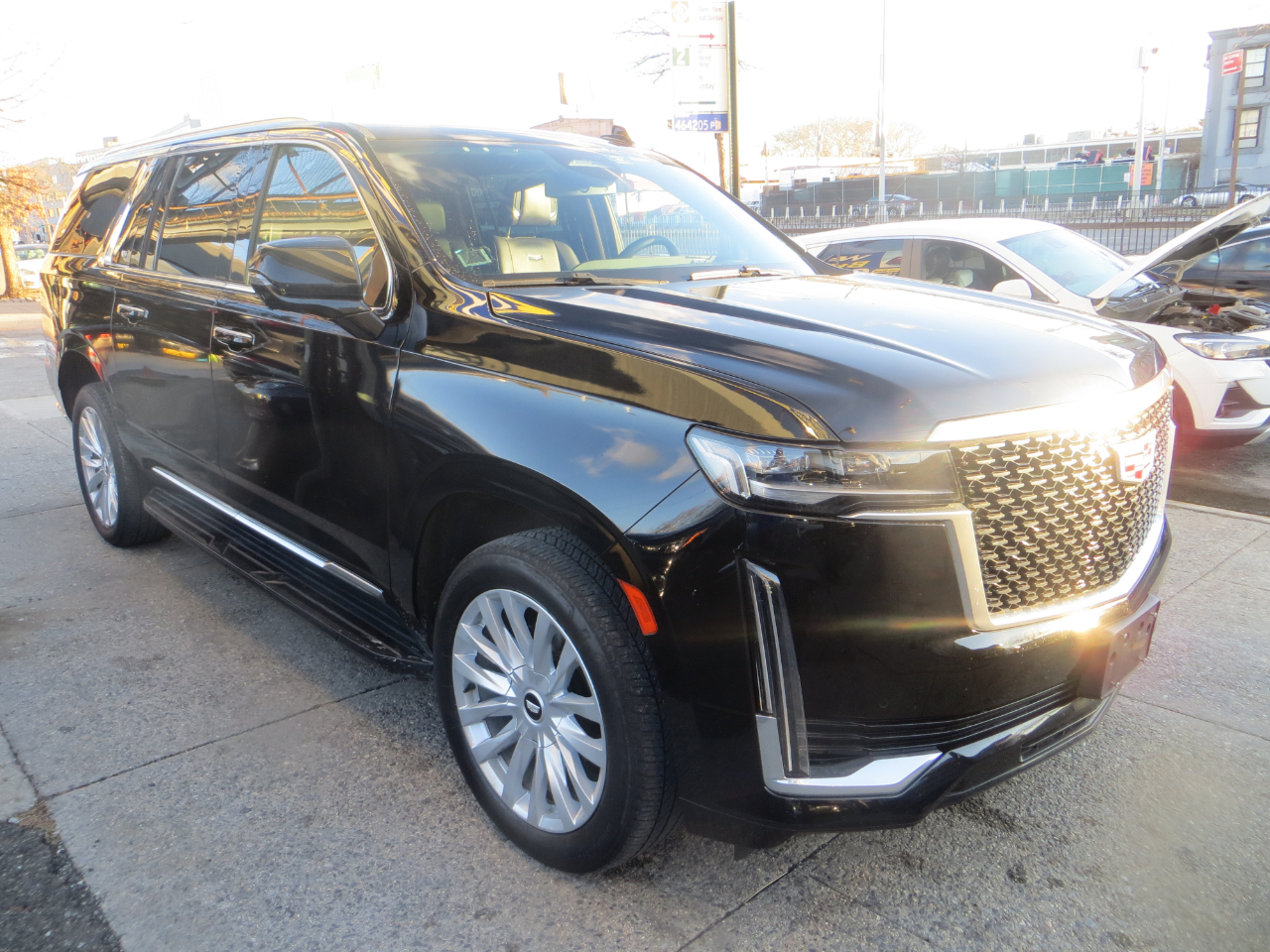 Cadillac Escalade ESV Luxury 4WD 2023