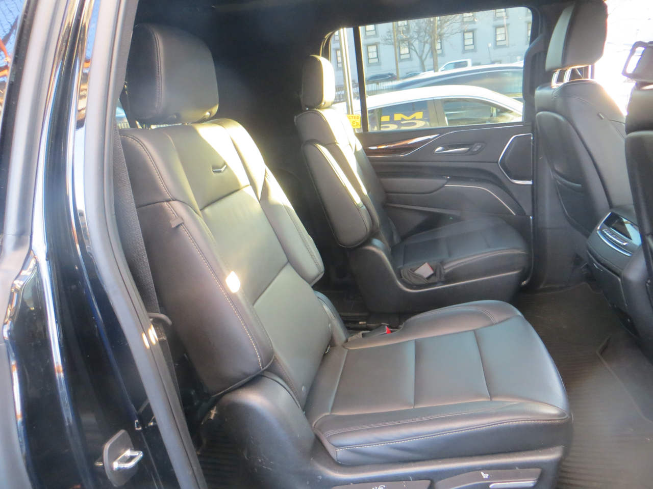 Cadillac Escalade ESV Luxury 4WD 2023