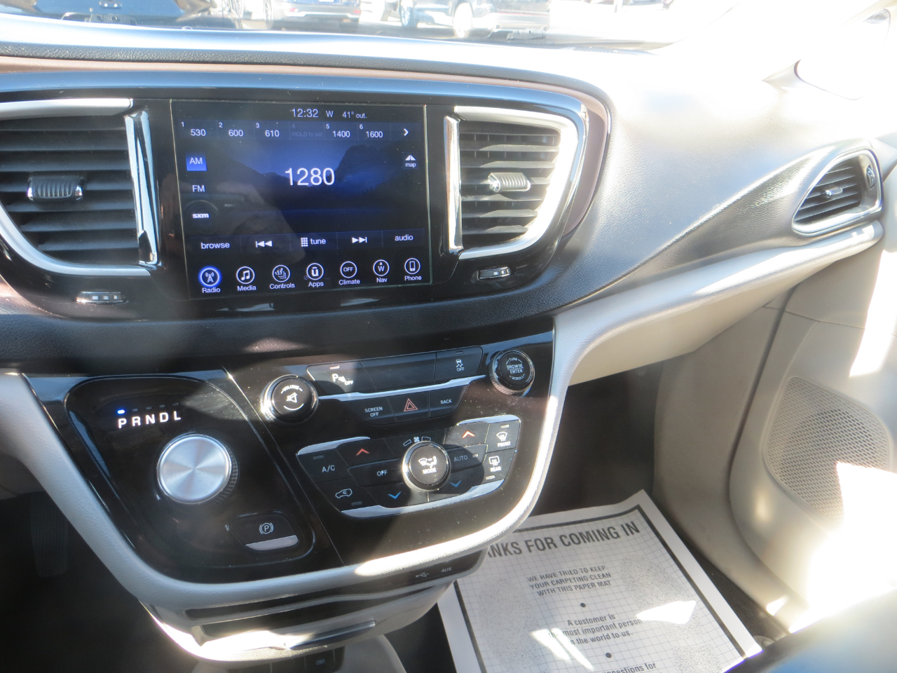 Chrysler Pacifica Touring-L 2017