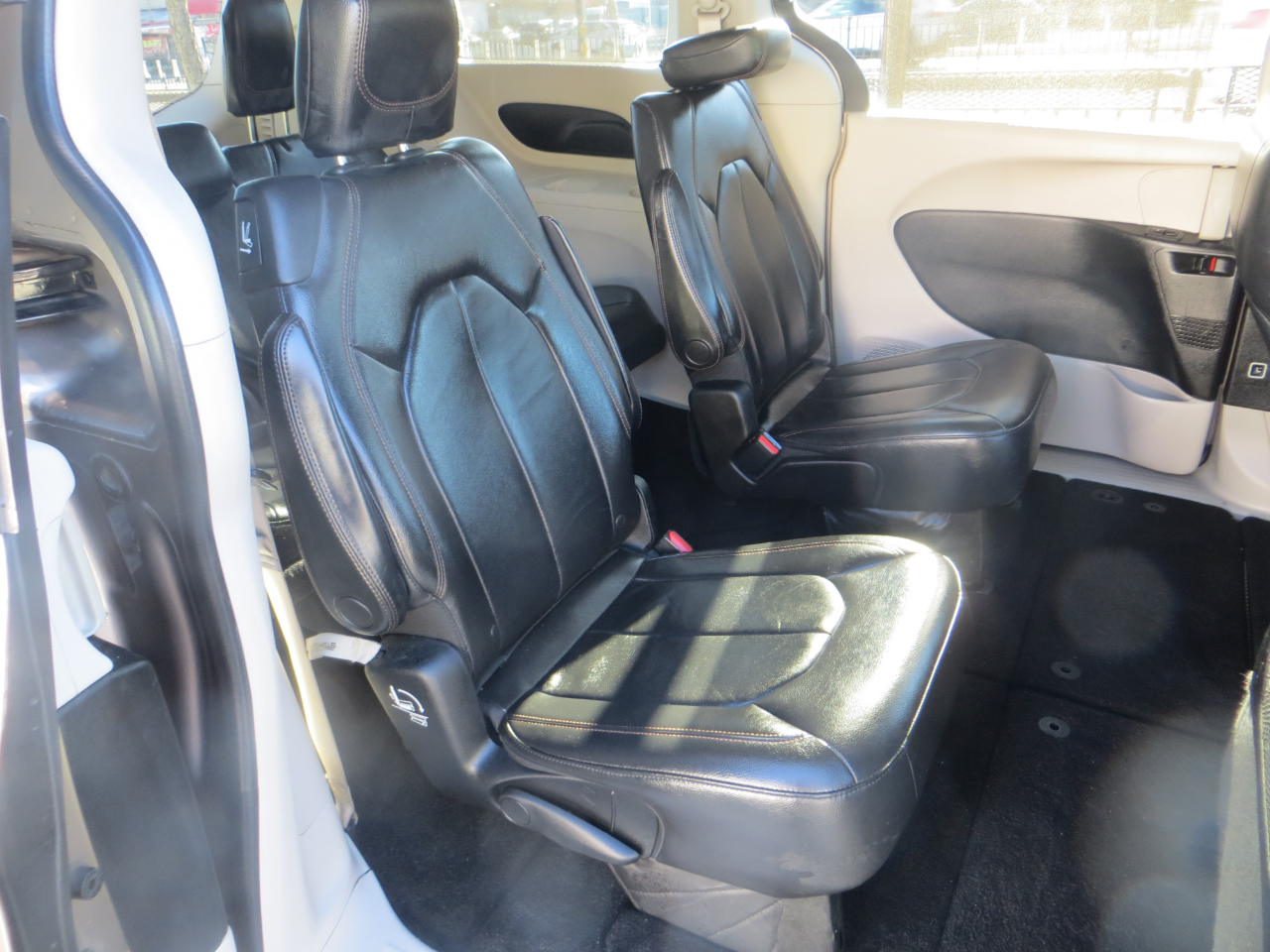 Chrysler Pacifica Touring-L 2017