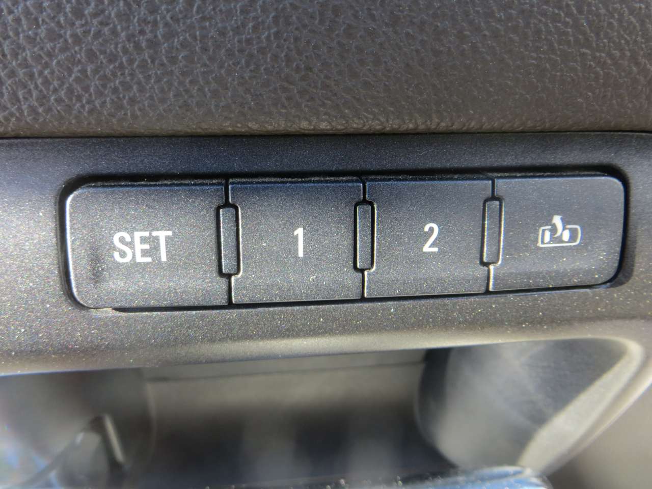 Chevrolet Silverado 1500 LTZ Crew Cab 4WD 2018