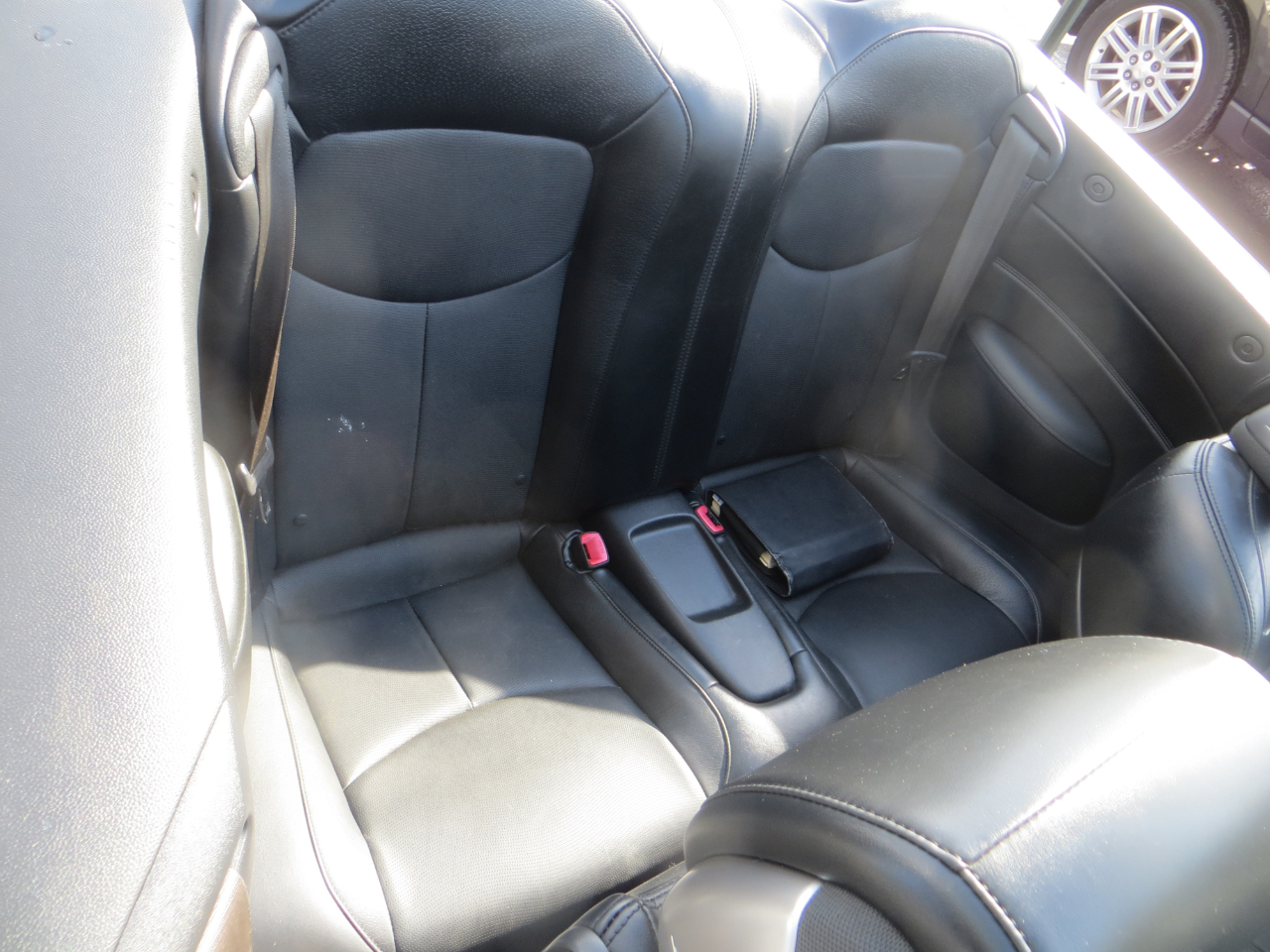 Infiniti Q60 Convertible 2014