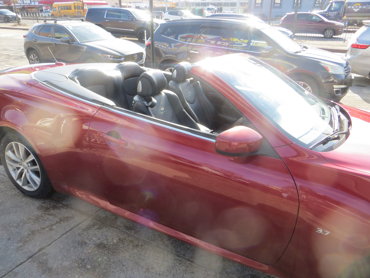 Infiniti Q60 Convertible 2014